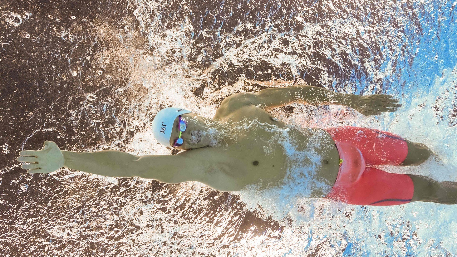 蛙泳项目波兰持续发力，波式蛙泳视频教程